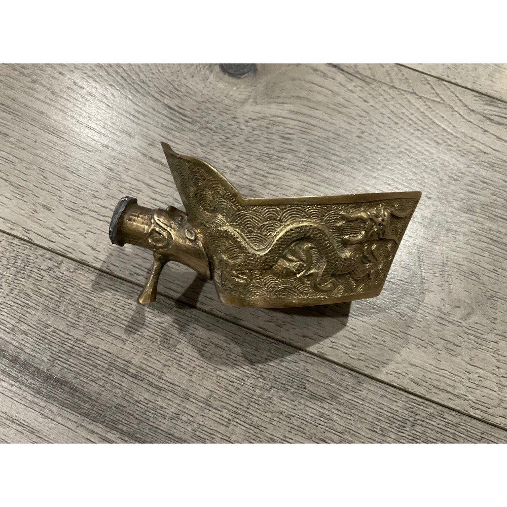 Vintage Brass Chinese Silk Iron Embossed‎ Dragon Design Decorative Antique Tool
